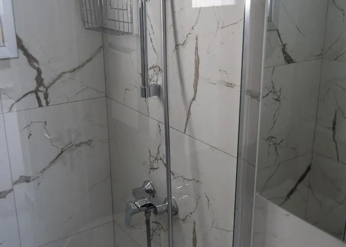 Bluora Apartment, 1br Sea View, Balcony, Swimming Pool, Parking, 500 Meters From The *