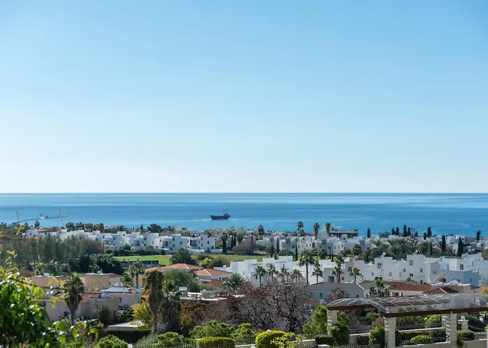 Apartment Bluora Apartment, 1br Sea View, Balcony, Swimming Pool, Parking, 500 Meters From The Paphos