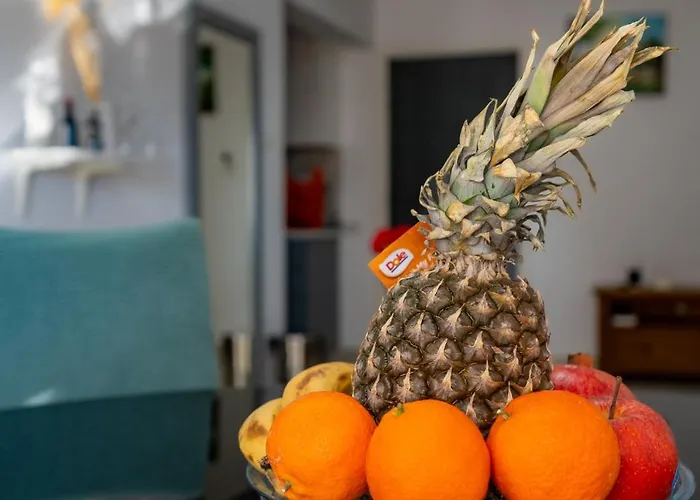 Bluora Apartment, 1br Sea View, Balcony, Swimming Pool, Parking, 500 Meters From The