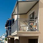 Bluora Apartment, 1br Sea View, Balcony, Swimming Pool, Parking, 500 Meters From The Paphos