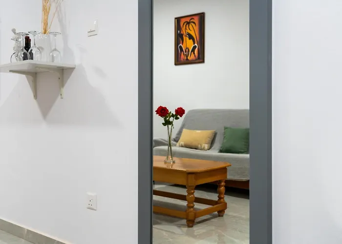 Bluora Apartment, 1br Sea View, Balcony, Swimming Pool, Parking, 500 Meters From The アパート *