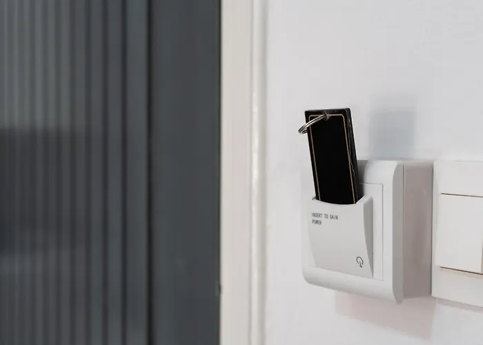 Bluora Apartment, 1br Sea View, Balcony, Swimming Pool, Parking, 500 Meters From The アパート *